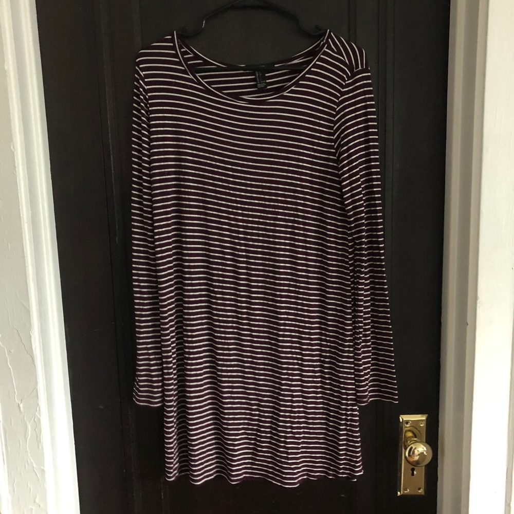 3 for $10💐Forever 21 Maroon & White Striped Dress